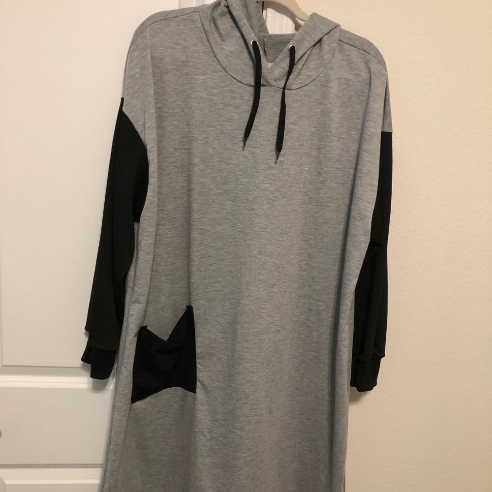 LIGHTWEIGHT LONG SWEATSHIRT W/HOODIE